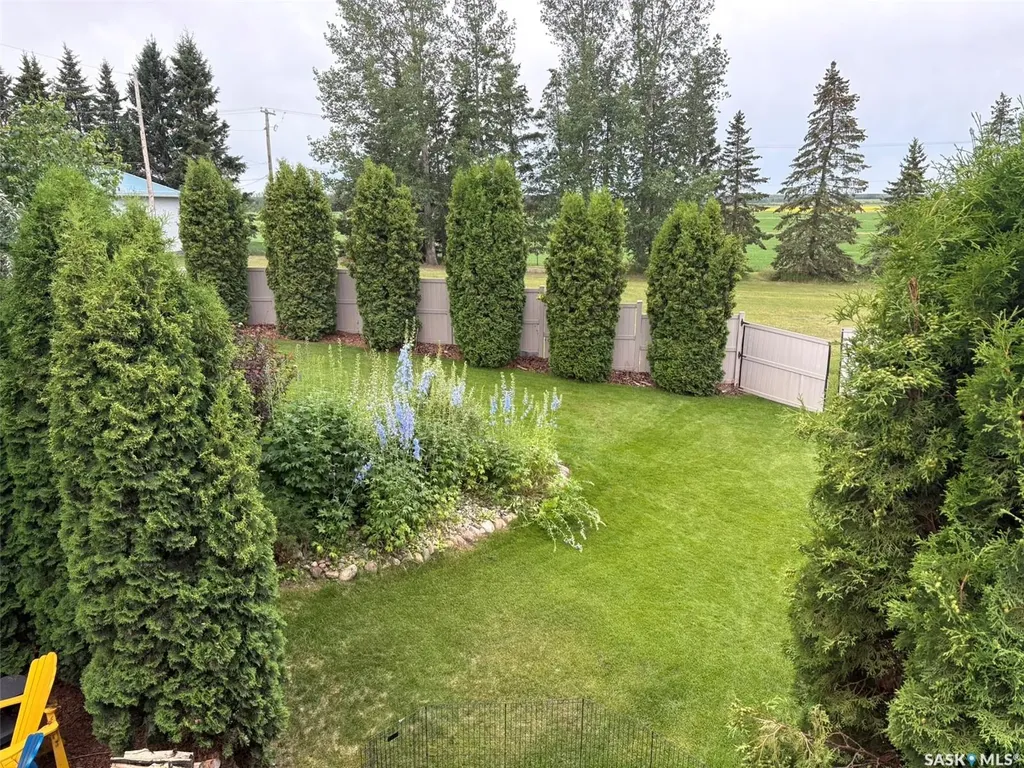 4018 3rd Street N Edam SK S0M 0V0