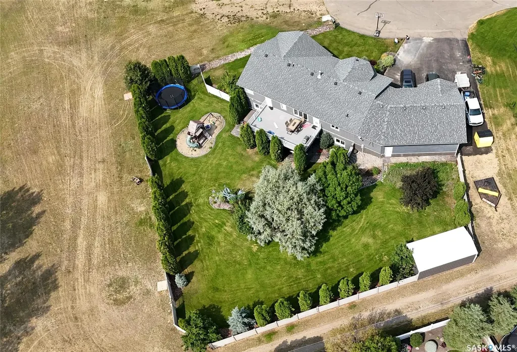 4018 3rd Street N Edam SK S0M 0V0