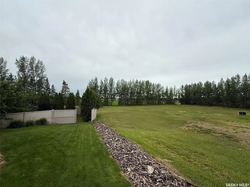 4018 3rd Street N Edam SK S0M 0V0