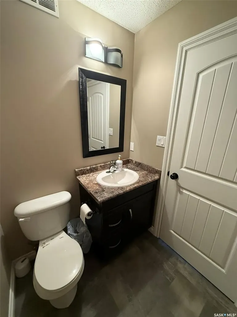 4018 3rd Street N Edam SK S0M 0V0