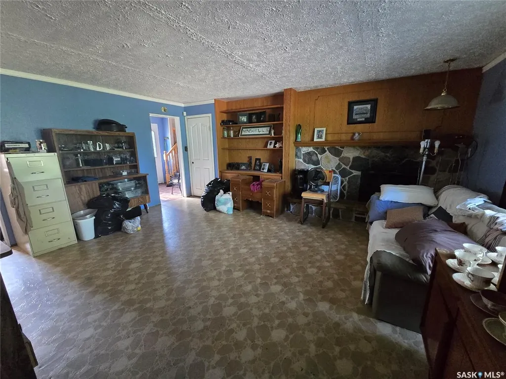 327 Russell Street Stoughton SK S0G 4T0