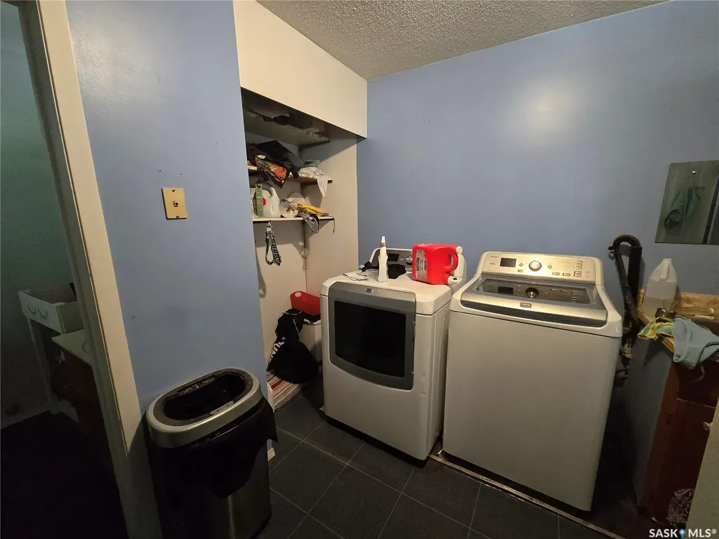 327 Russell Street Stoughton SK S0G 4T0