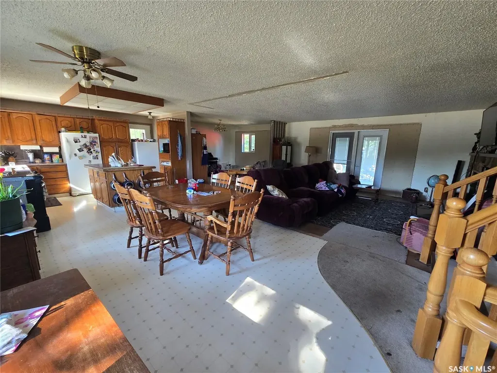 327 Russell Street Stoughton SK S0G 4T0