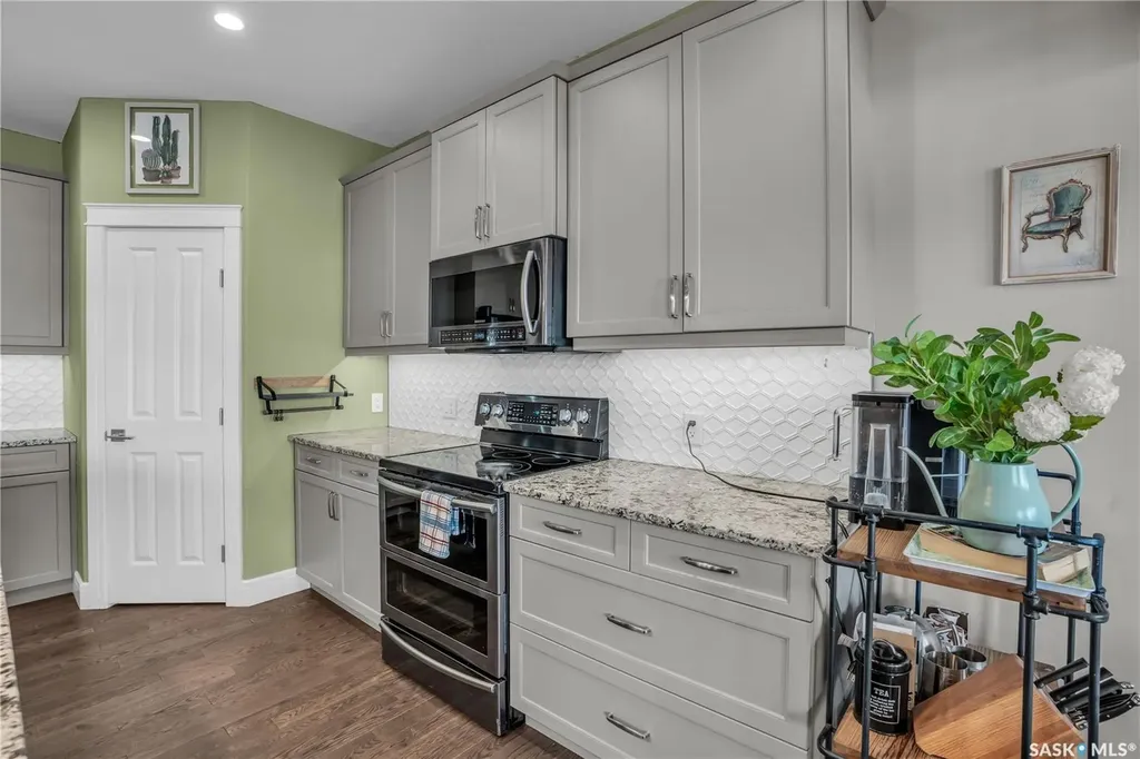 400 Prairie View Drive Dundurn SK S0K 1K1