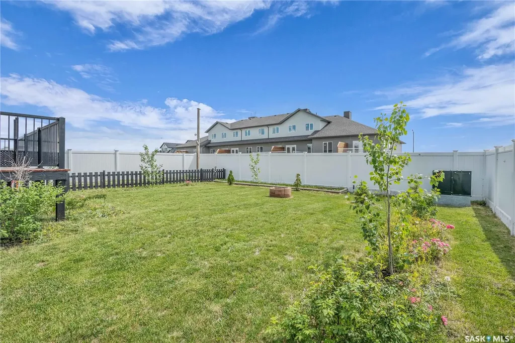 400 Prairie View Drive Dundurn SK S0K 1K1