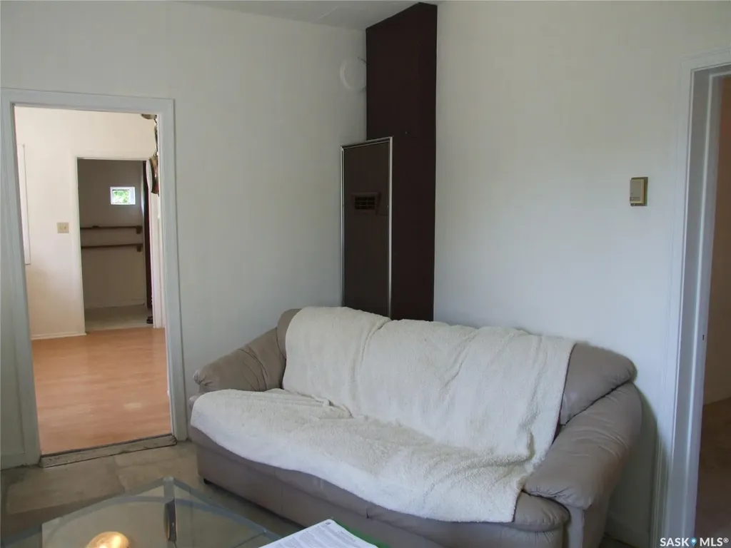 150 2nd Street E Fox Valley SK S0N 0V0