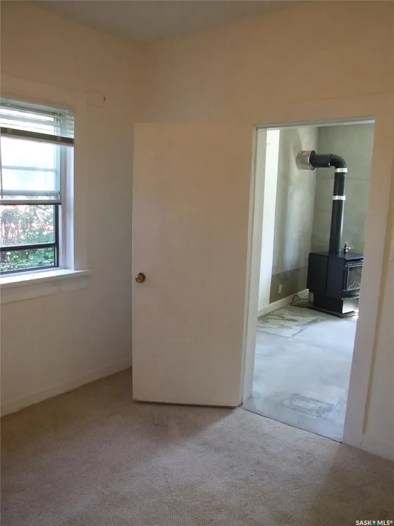 150 2nd Street E Fox Valley SK S0N 0V0