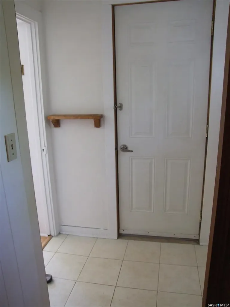 150 2nd Street E Fox Valley SK S0N 0V0