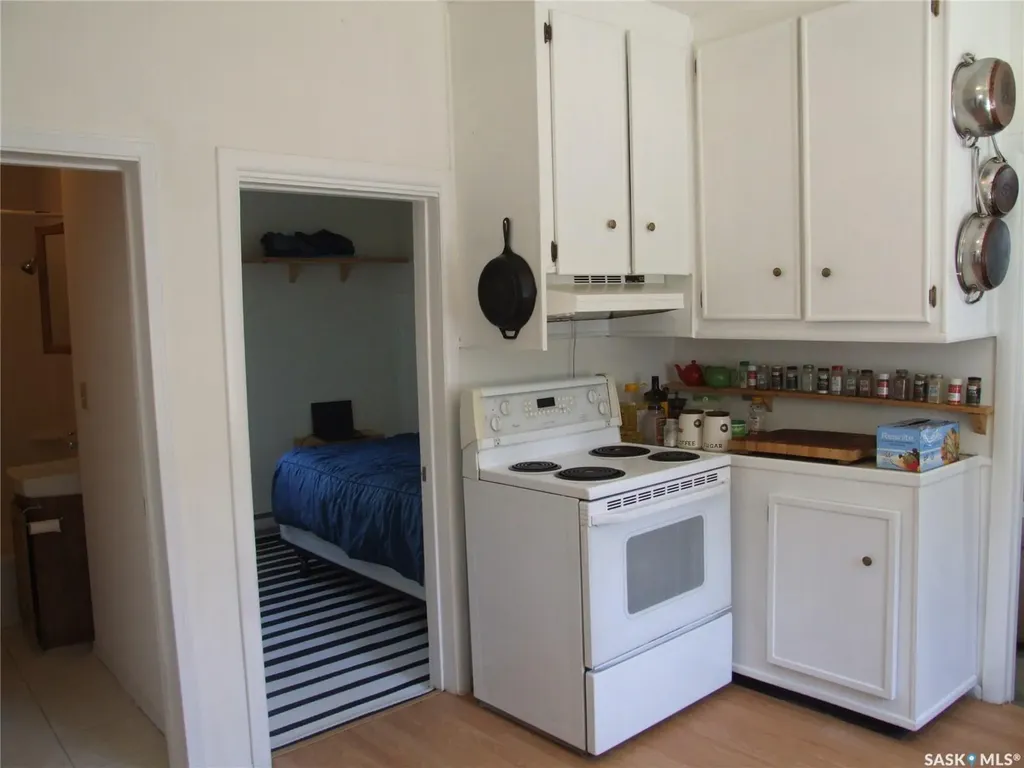 150 2nd Street E Fox Valley SK S0N 0V0