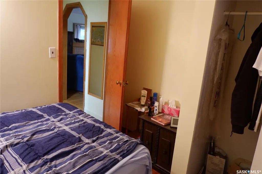 220 6th Avenue W Assiniboia SK S0H 0B0