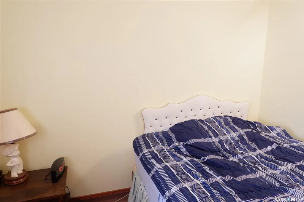 220 6th Avenue W Assiniboia SK S0H 0B0