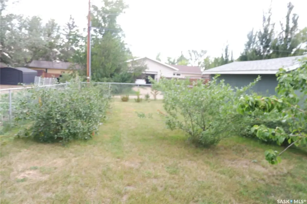 220 6th Avenue W Assiniboia SK S0H 0B0