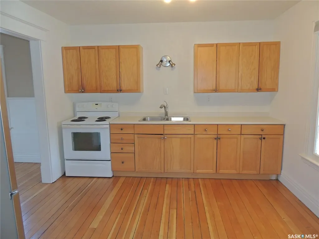 630 3rd Street Estevan SK S4A 0P6