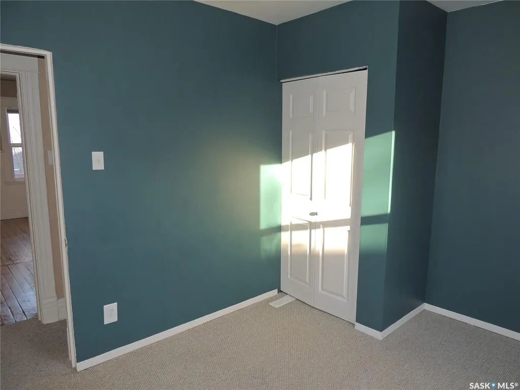 630 3rd Street Estevan SK S4A 0P6