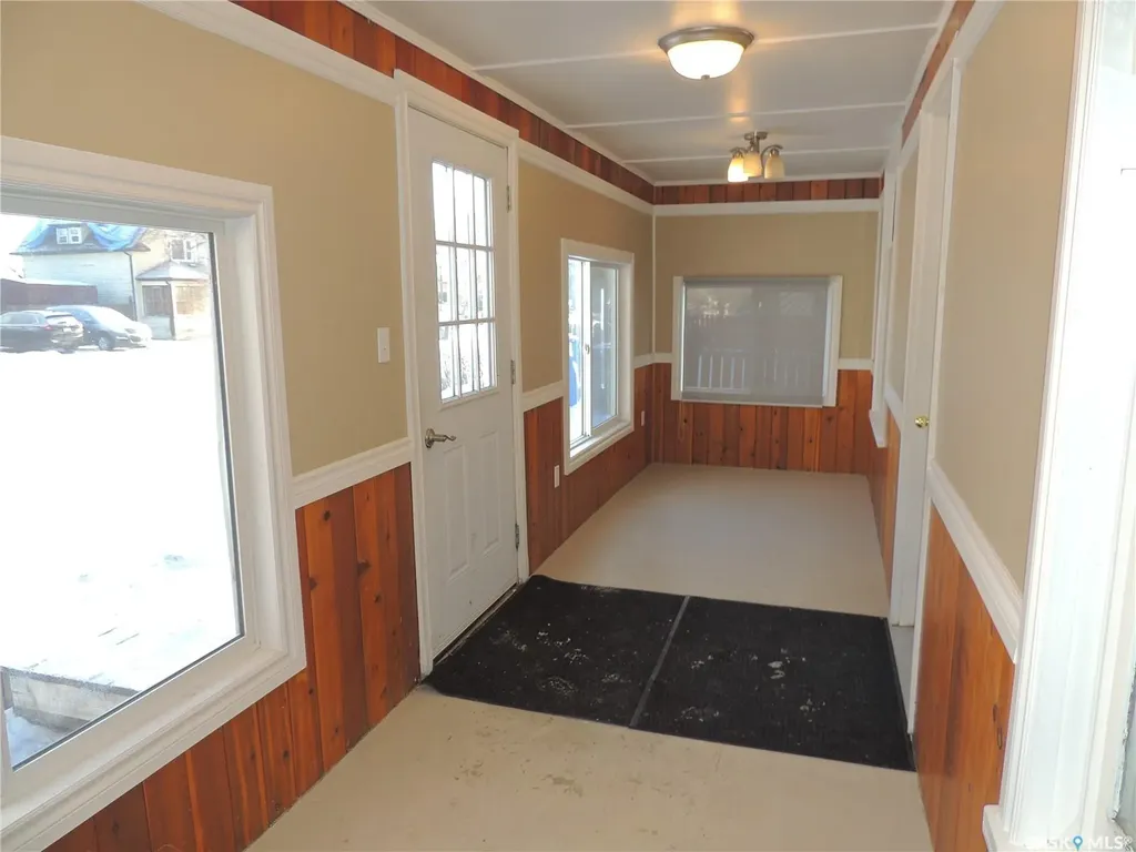 630 3rd Street Estevan SK S4A 0P6