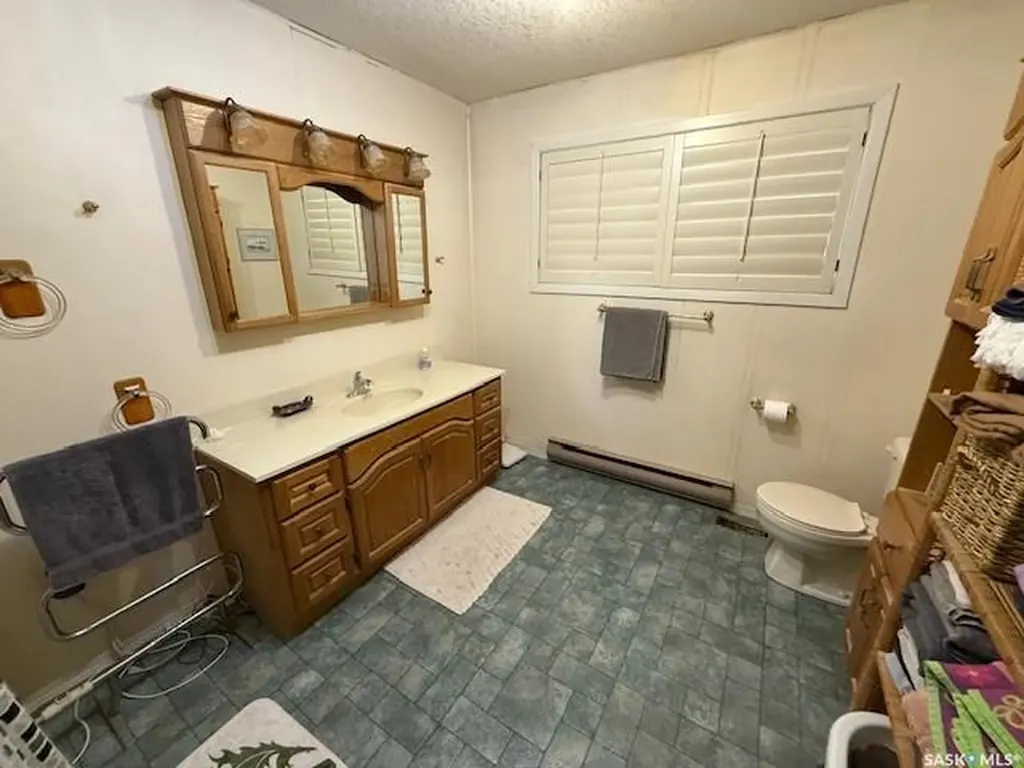 814 Sunny Street Kamsack SK S0A 1S0