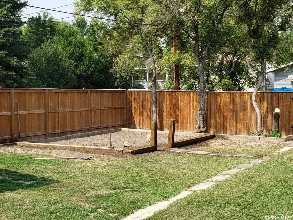 117 4th Avenue E Eatonia SK S0L 0Y0