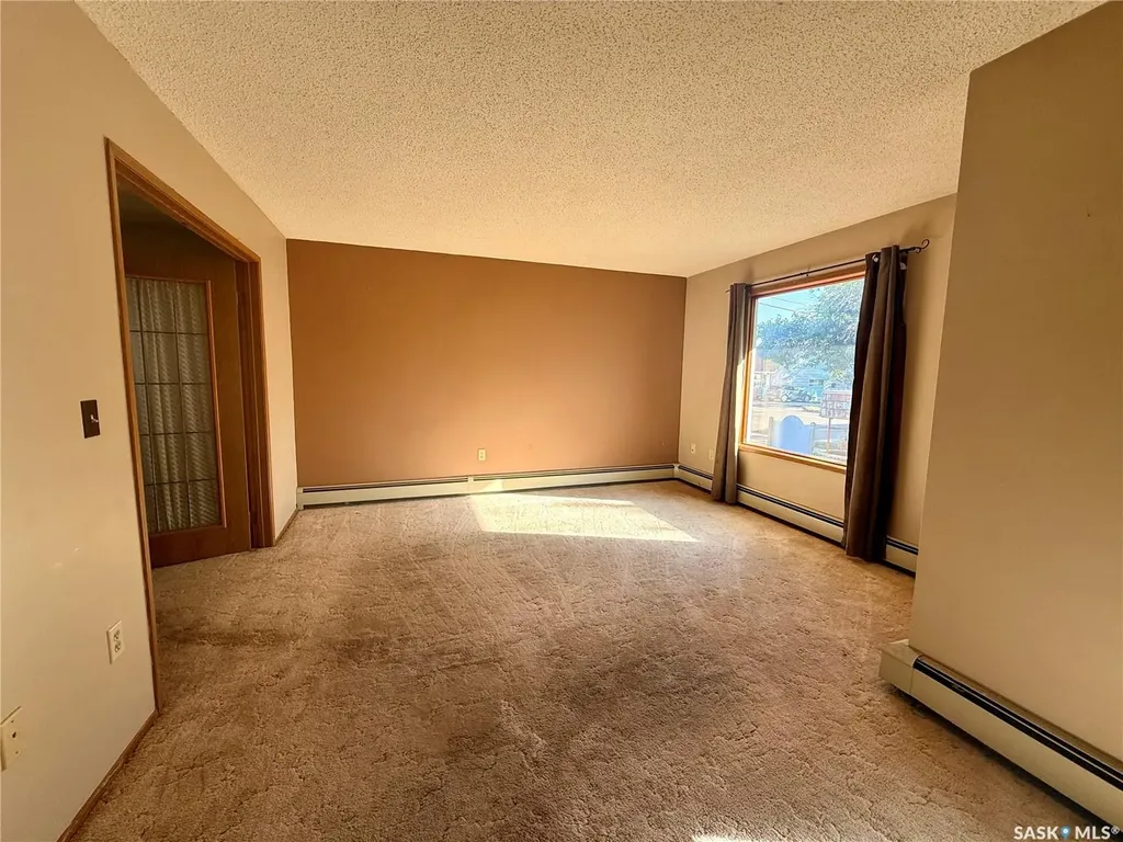 119 4th Avenue Kindersley SK S0L 1S0