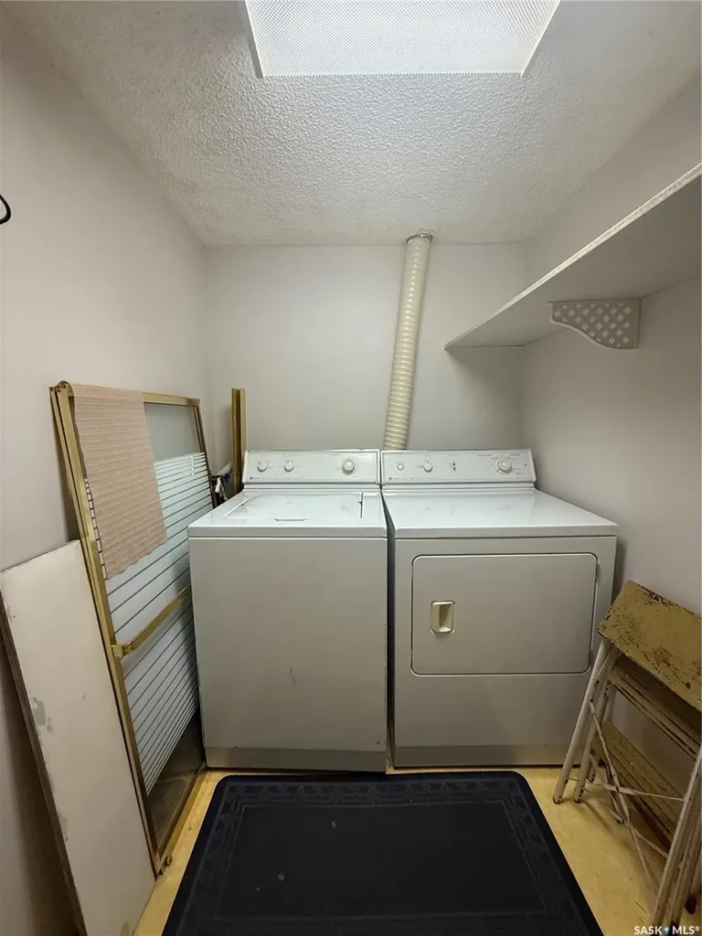 119 4th Avenue Kindersley SK S0L 1S0