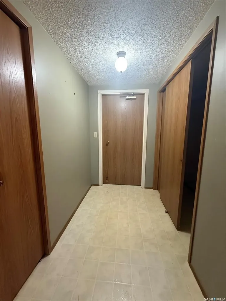119 4th Avenue Kindersley SK S0L 1S0