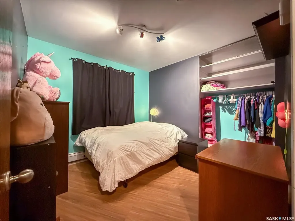 223 2nd Avenue E Frontier SK S0N 0W0