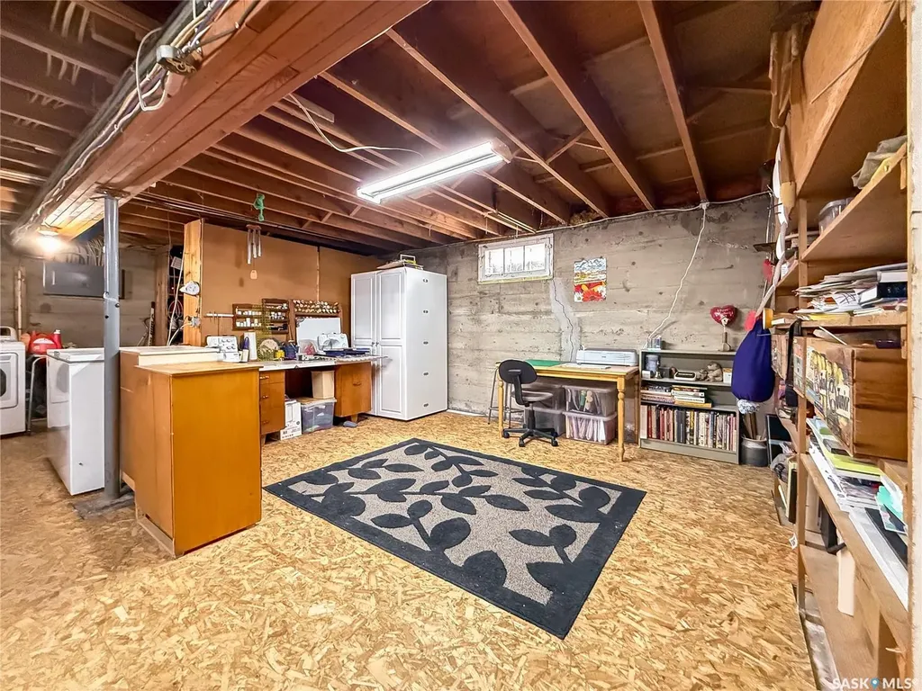 223 2nd Avenue E Frontier SK S0N 0W0