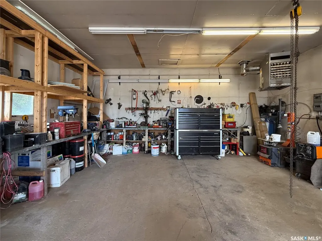 223 2nd Avenue E Frontier SK S0N 0W0