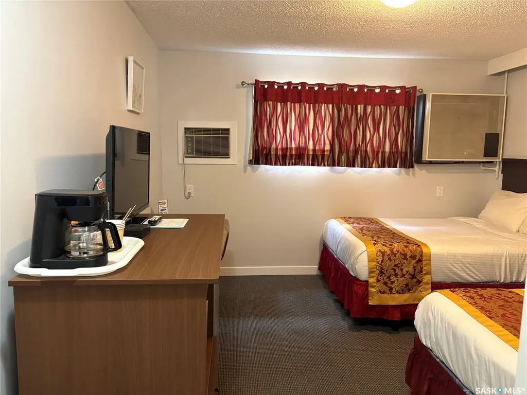 304 King Edward Street Davidson SK S7K 2Y7