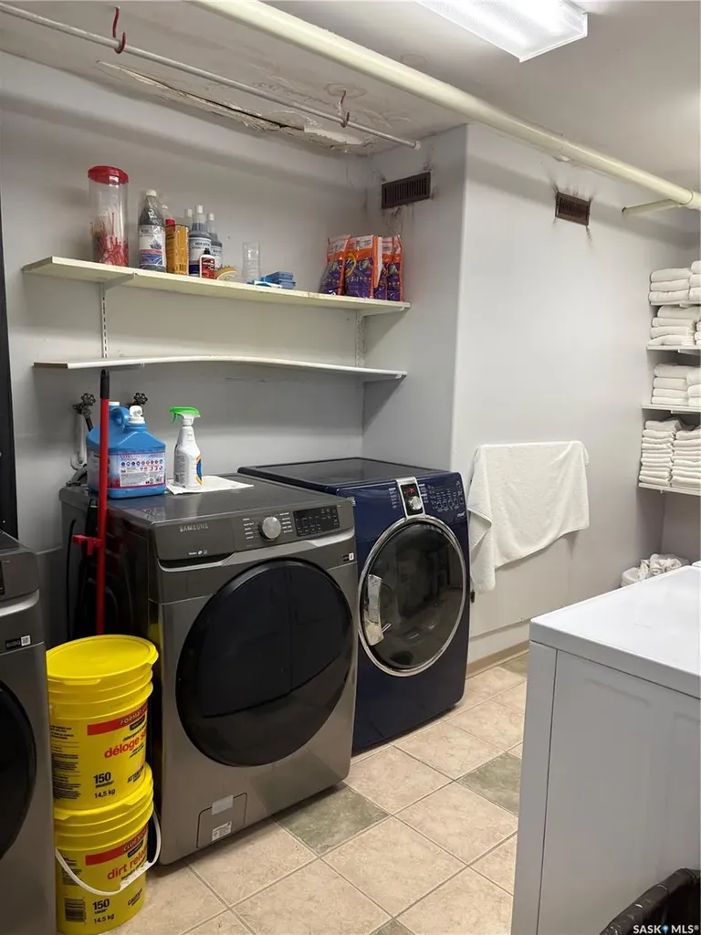 304 King Edward Street Davidson SK S7K 2Y7