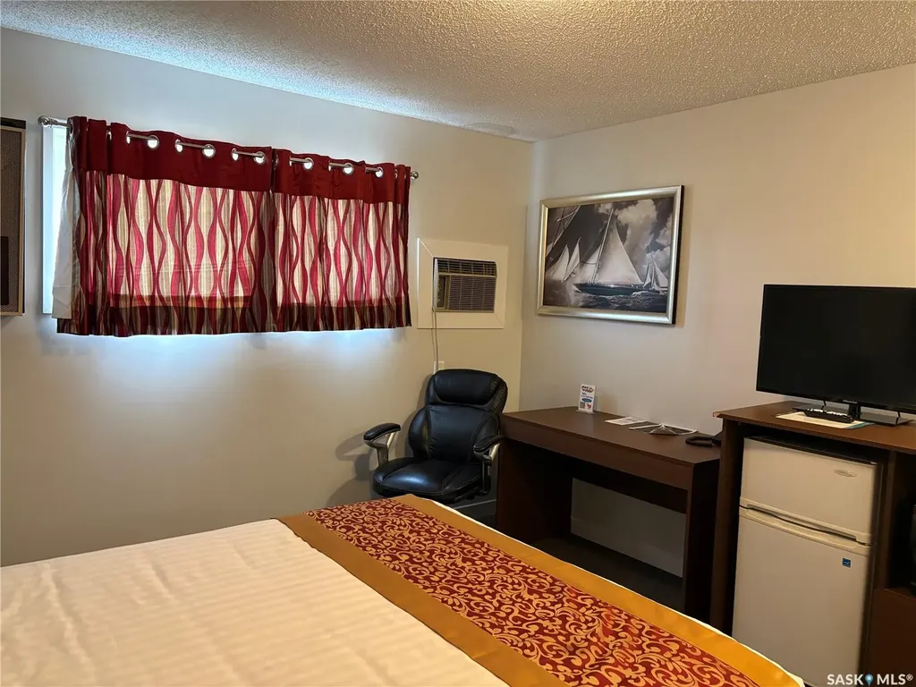 304 King Edward Street Davidson SK S7K 2Y7