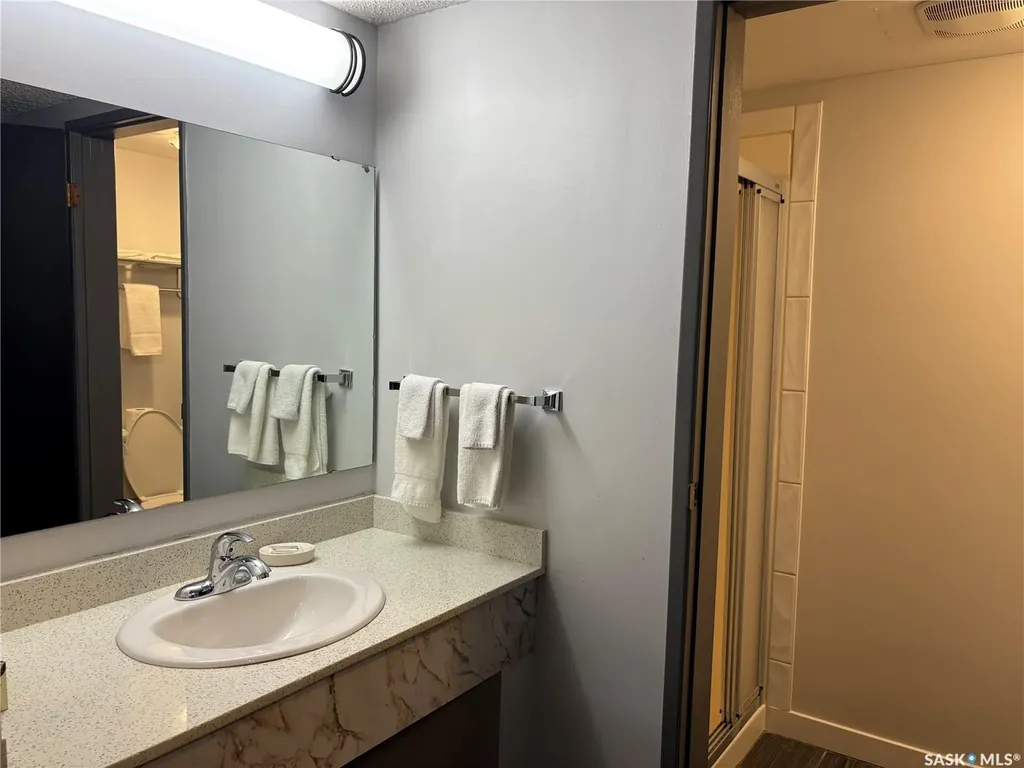 304 King Edward Street Davidson SK S7K 2Y7