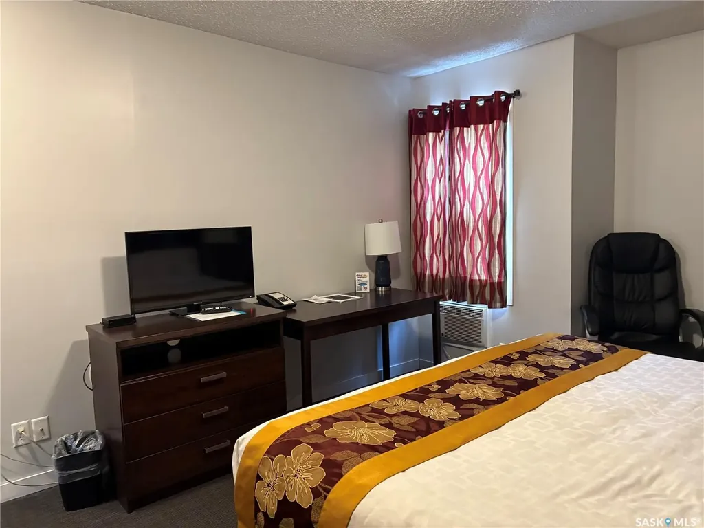 304 King Edward Street Davidson SK S7K 2Y7