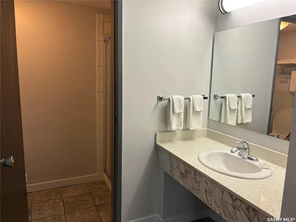 304 King Edward Street Davidson SK S7K 2Y7