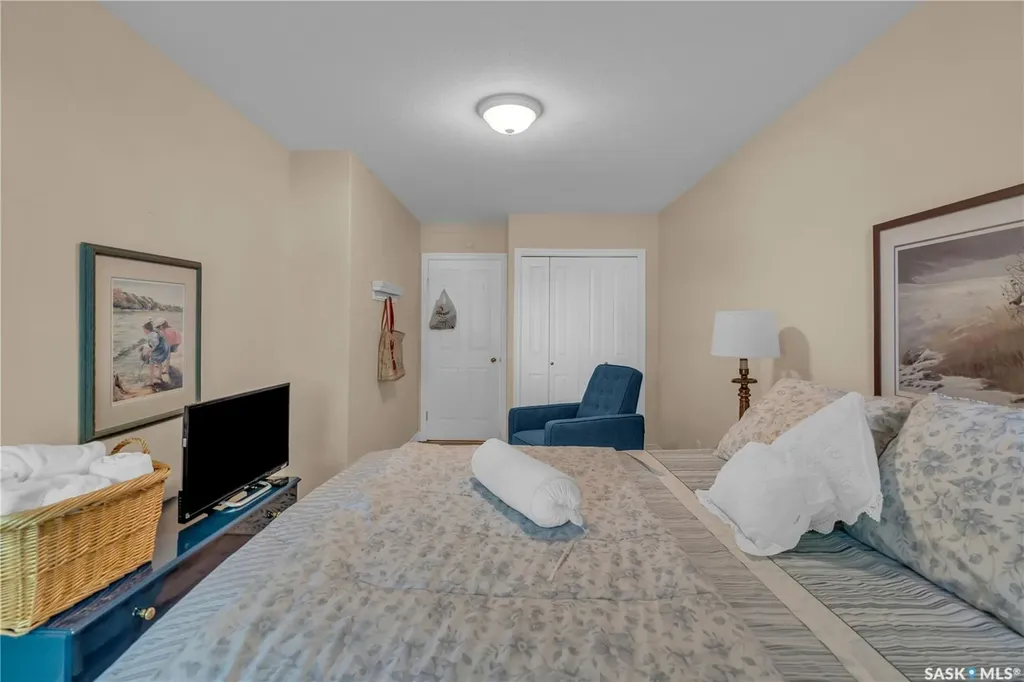 430 Poplar Drive Katepwa Beach SK S0G 2K0