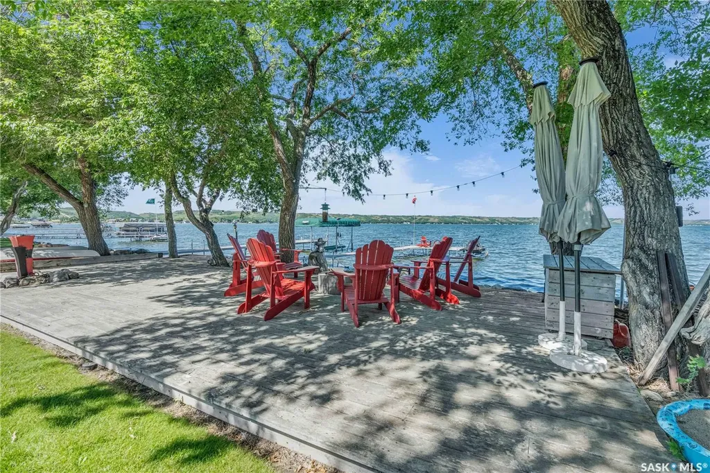 430 Poplar Drive Katepwa Beach SK S0G 2K0