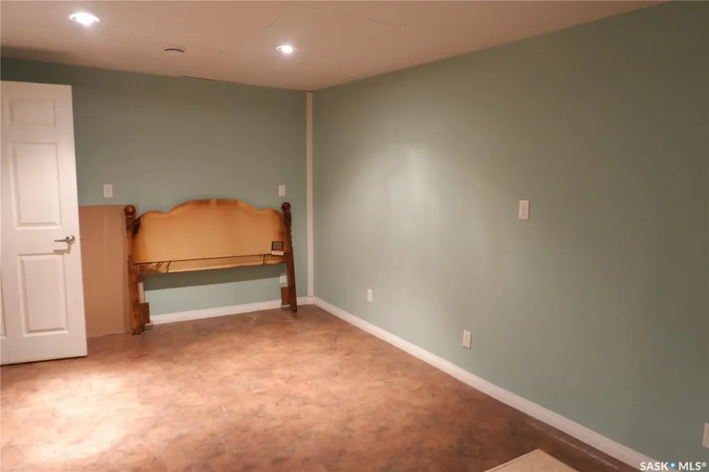 235 King Street Coronach SK S0H 0Z0