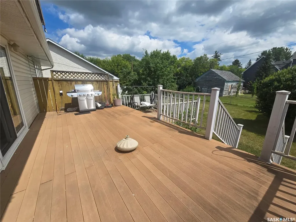 215 Heward Street Stoughton SK S0G 4T0