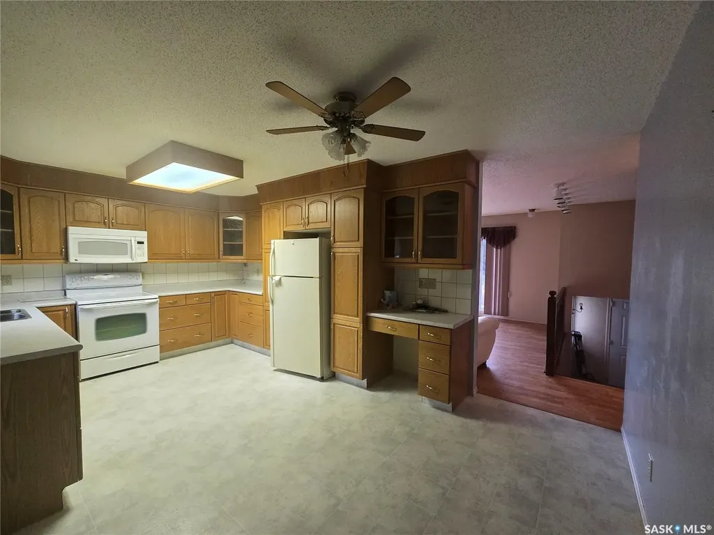 215 Heward Street Stoughton SK S0G 4T0