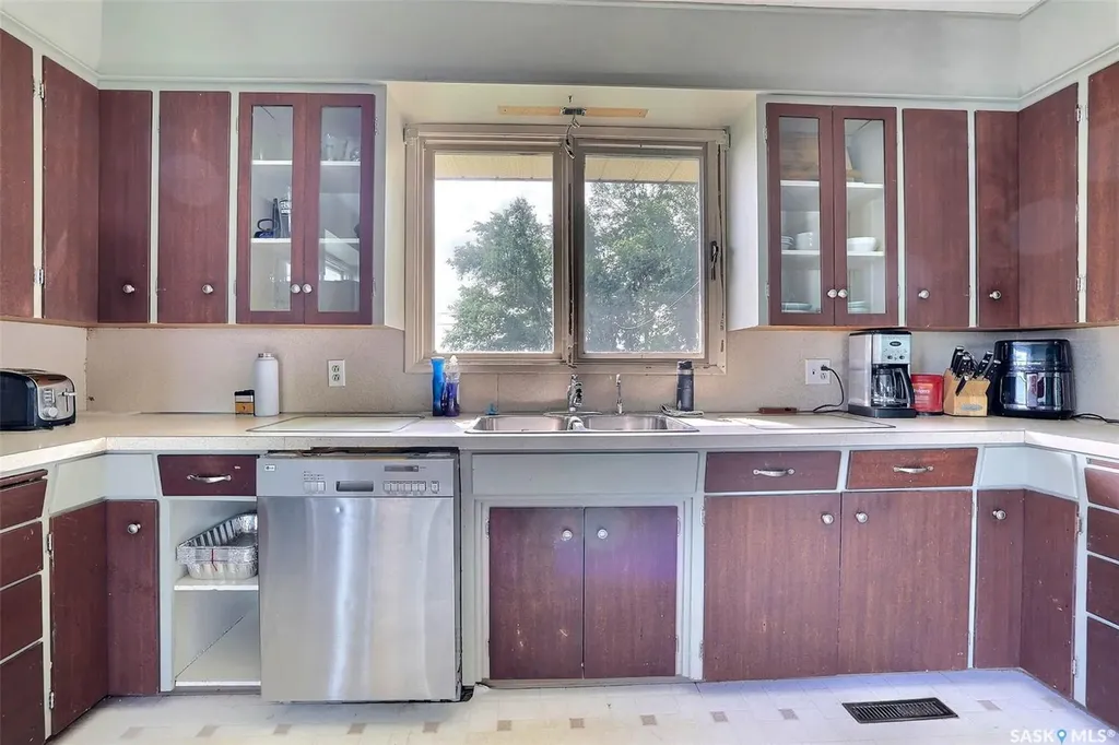 1544 Frohlick Street Holdfast SK S0G 2H0