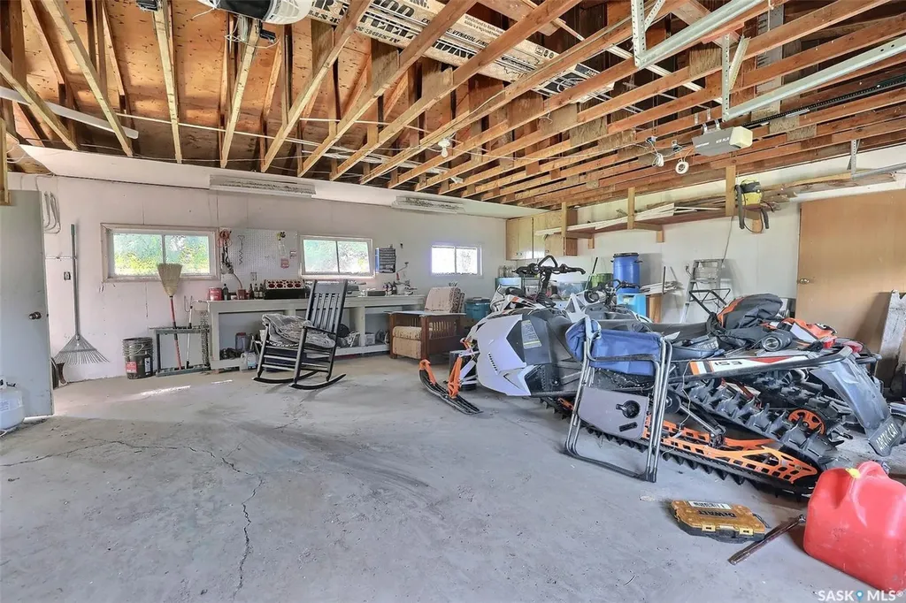 1544 Frohlick Street Holdfast SK S0G 2H0