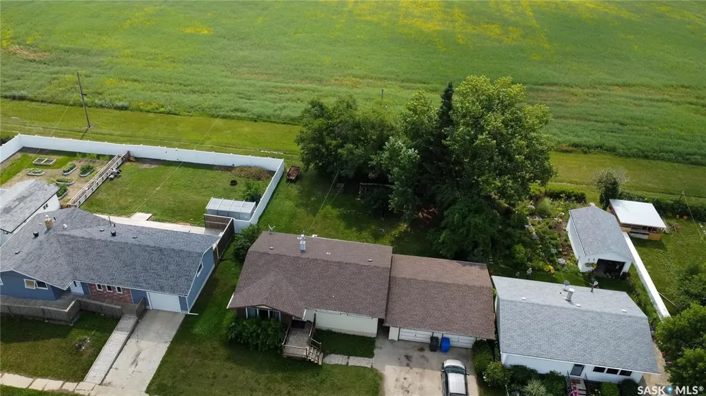 1544 Frohlick Street Holdfast SK S0G 2H0