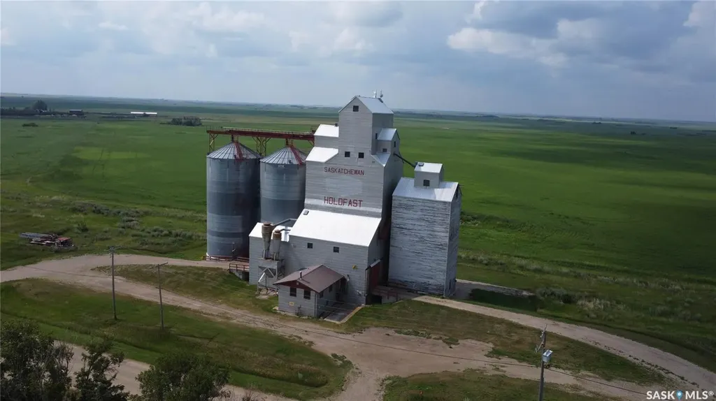 1544 Frohlick Street Holdfast SK S0G 2H0