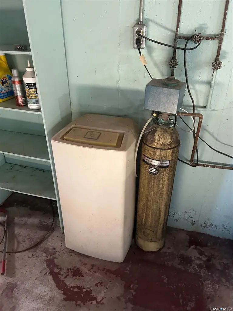 231 Broadway Street Carievale SK S0C 0P0