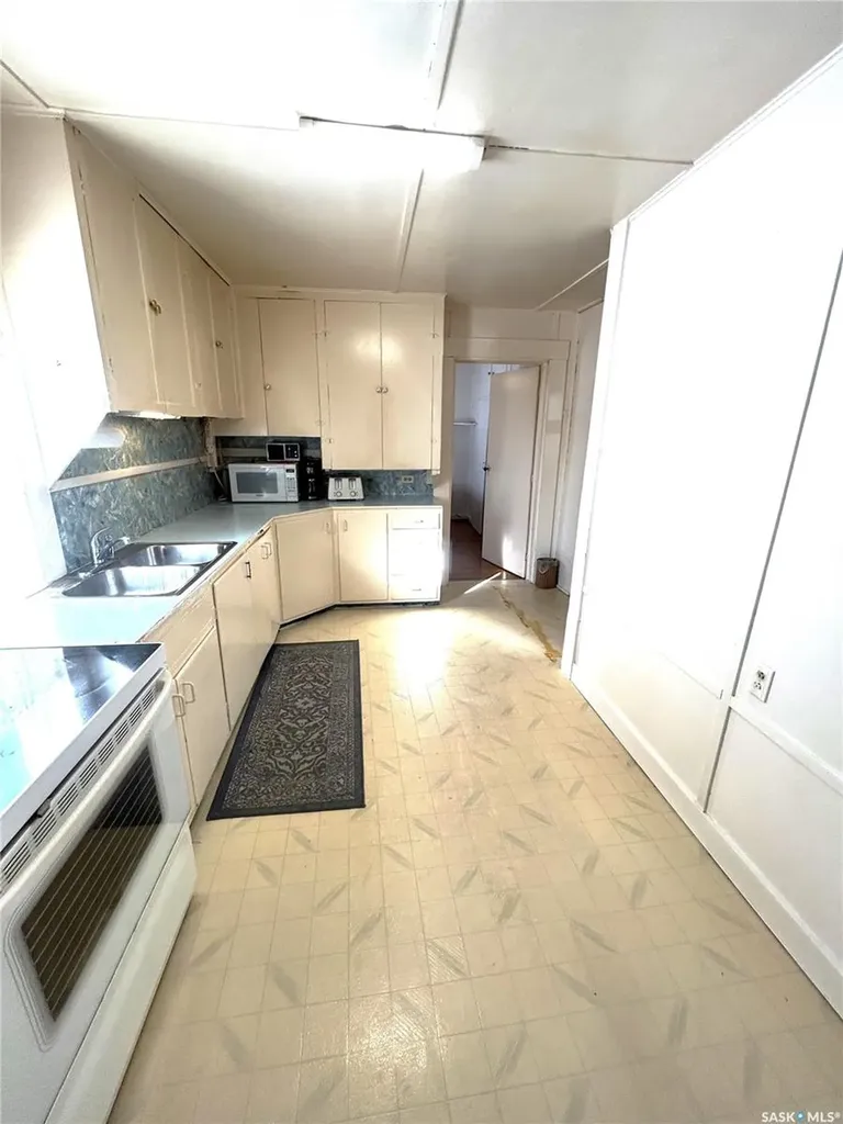 326 Taylor Street Bienfait SK S0C 0M0