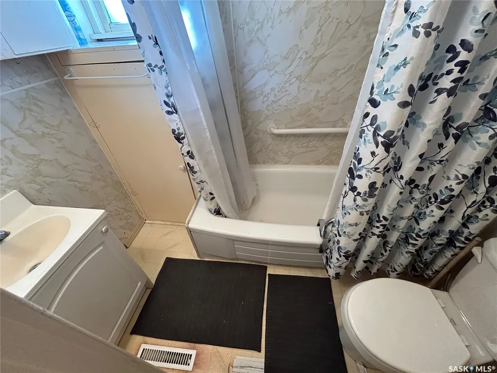 326 Taylor Street Bienfait SK S0C 0M0