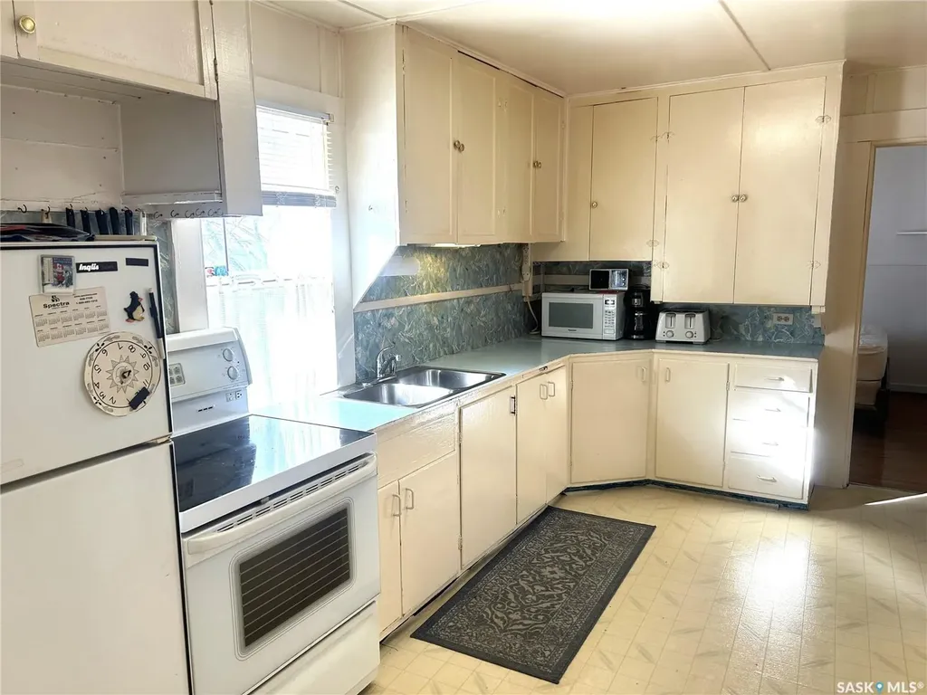 326 Taylor Street Bienfait SK S0C 0M0