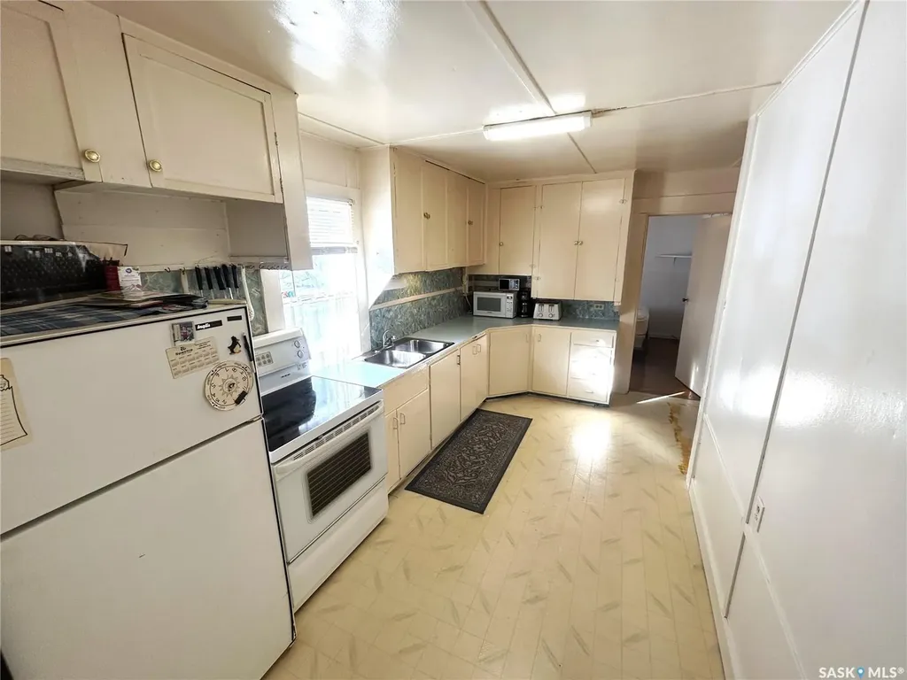 326 Taylor Street Bienfait SK S0C 0M0