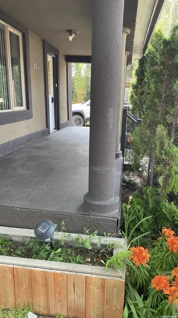 114 2nd Avenue W Biggar SK S0K 0M0