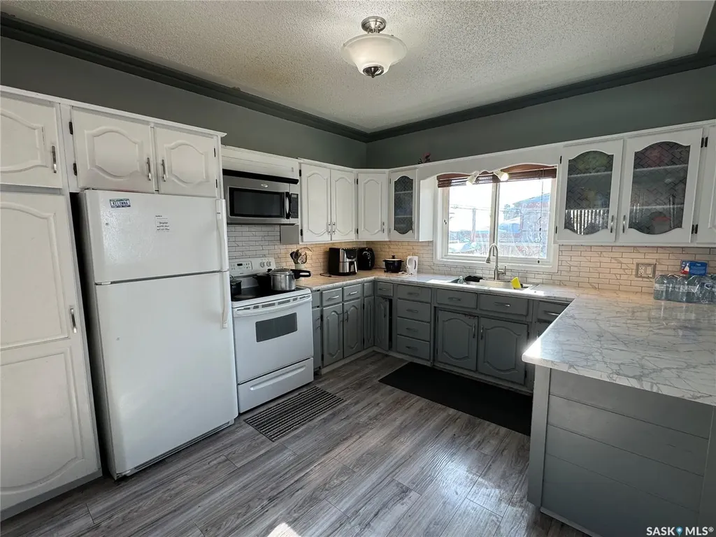 114 2nd Avenue W Biggar SK S0K 0M0