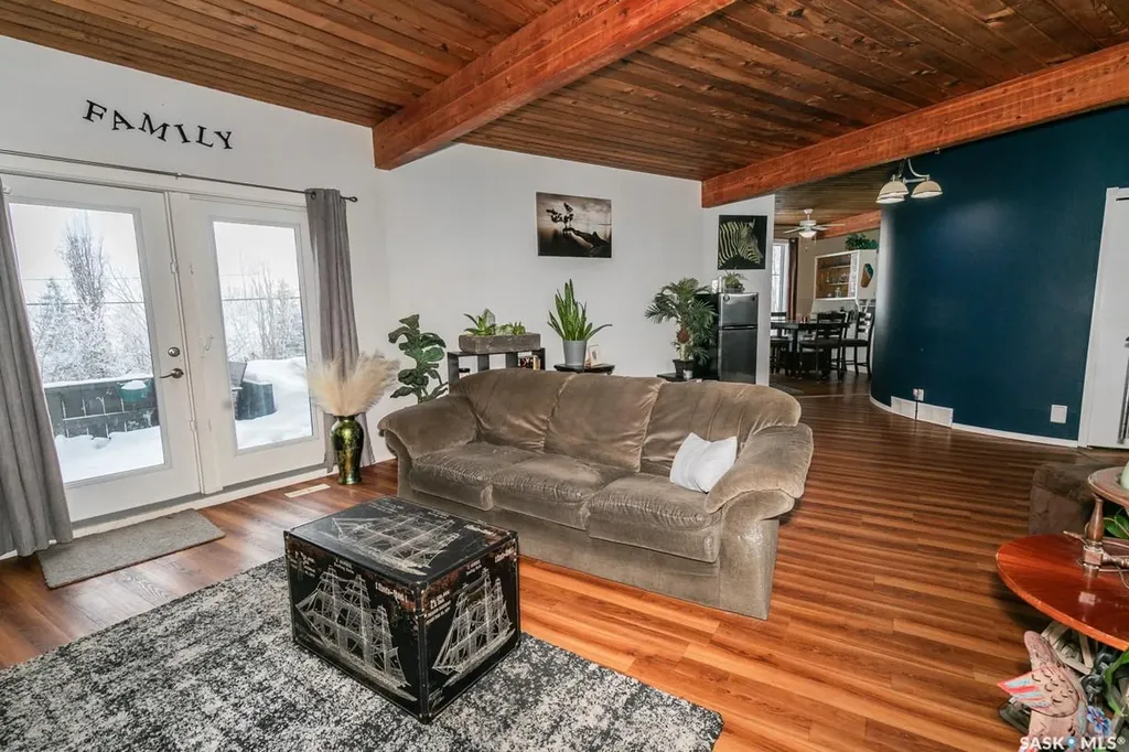 335 Yukon Avenue Kerrobert SK S0L 1R0